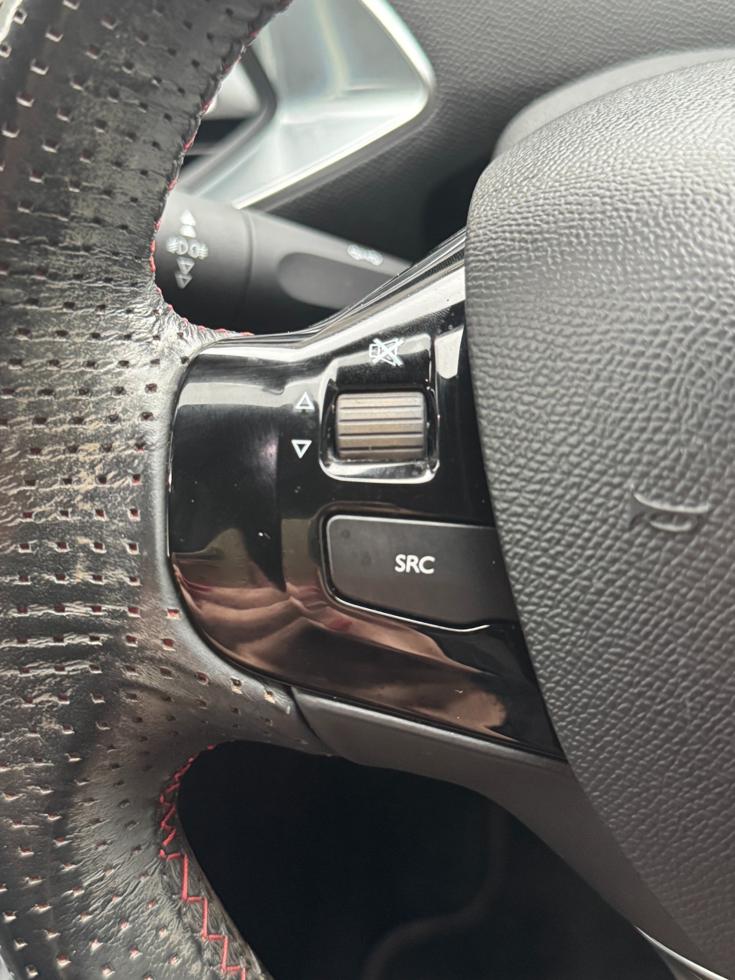 Used Peugeot 308 2016 for sale - 76580329: Photo 15