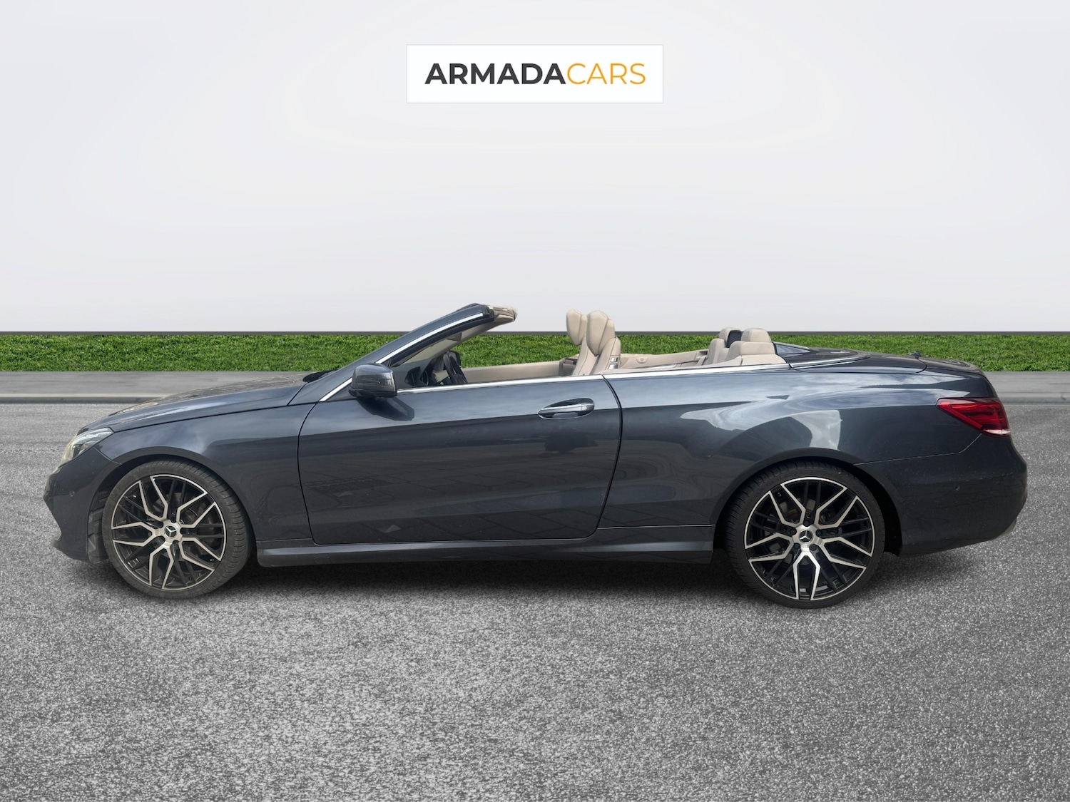 Used Mercedes-Benz E Class 2013 for sale - 77807347: Photo 11