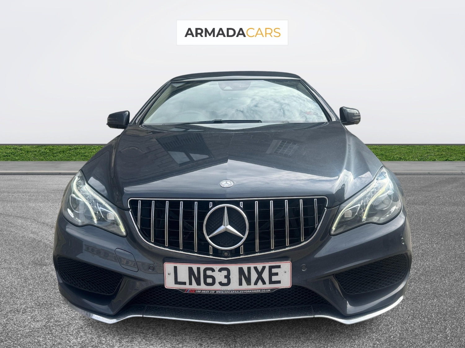 Used Mercedes-Benz E Class 2013 for sale - 77807347: Photo 2