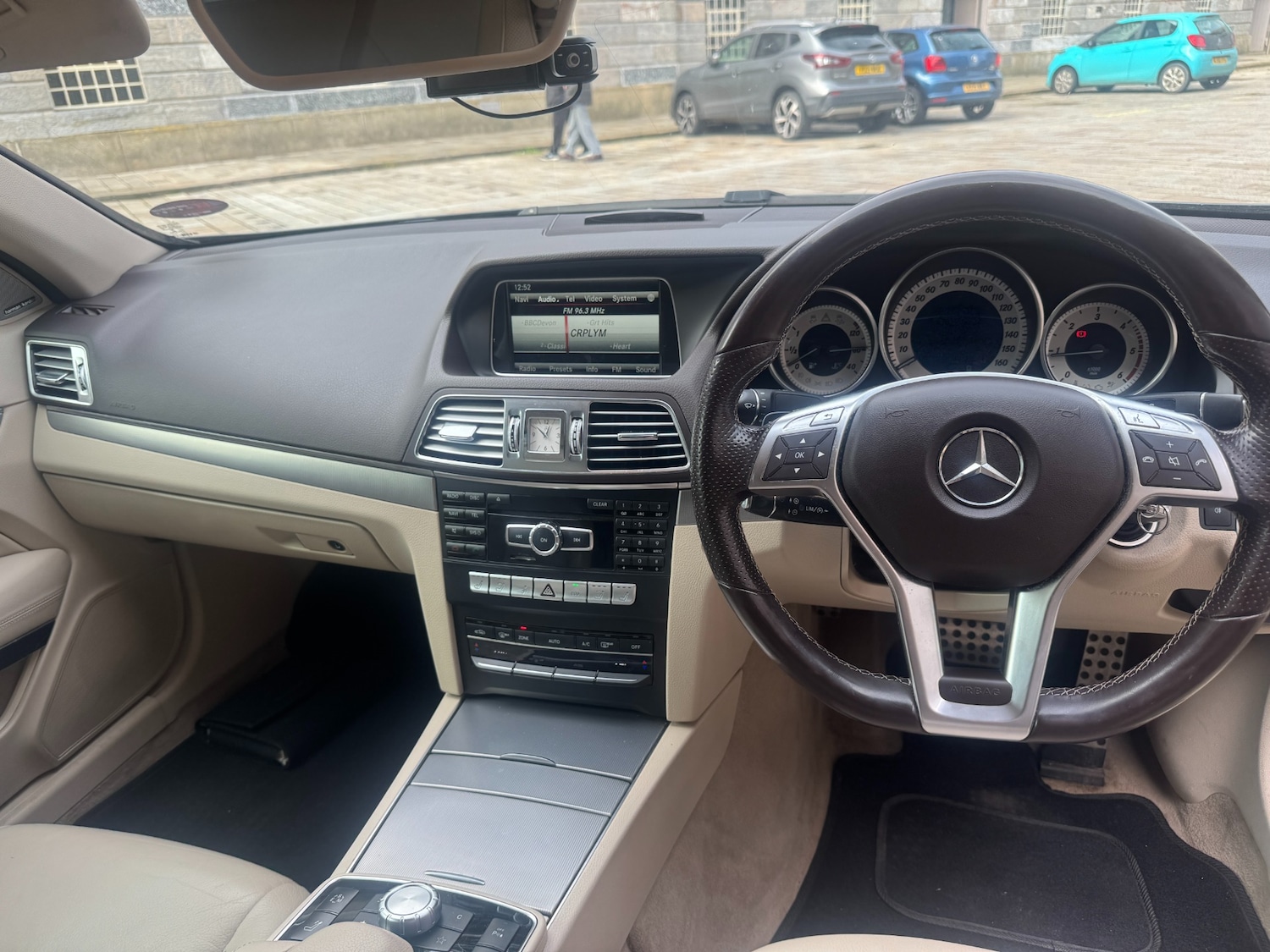 Used Mercedes-Benz E Class 2013 for sale - 77807347: Photo 20