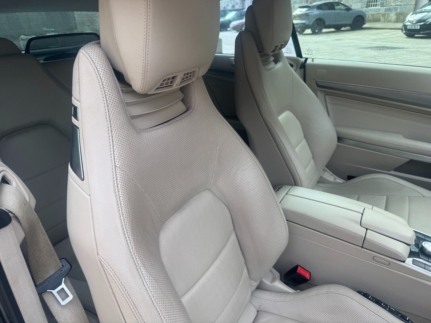 Used Mercedes-Benz E Class 2013 for sale - 77807347: Photo 21