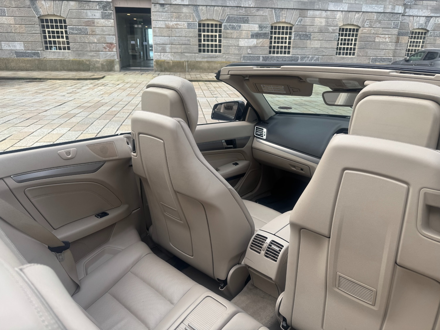 Used Mercedes-Benz E Class 2013 for sale - 77807347: Photo 24