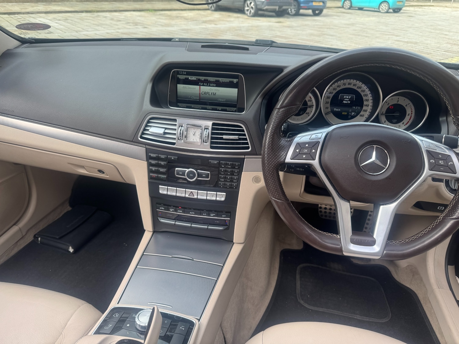 Used Mercedes-Benz E Class 2013 for sale - 77807347: Photo 27