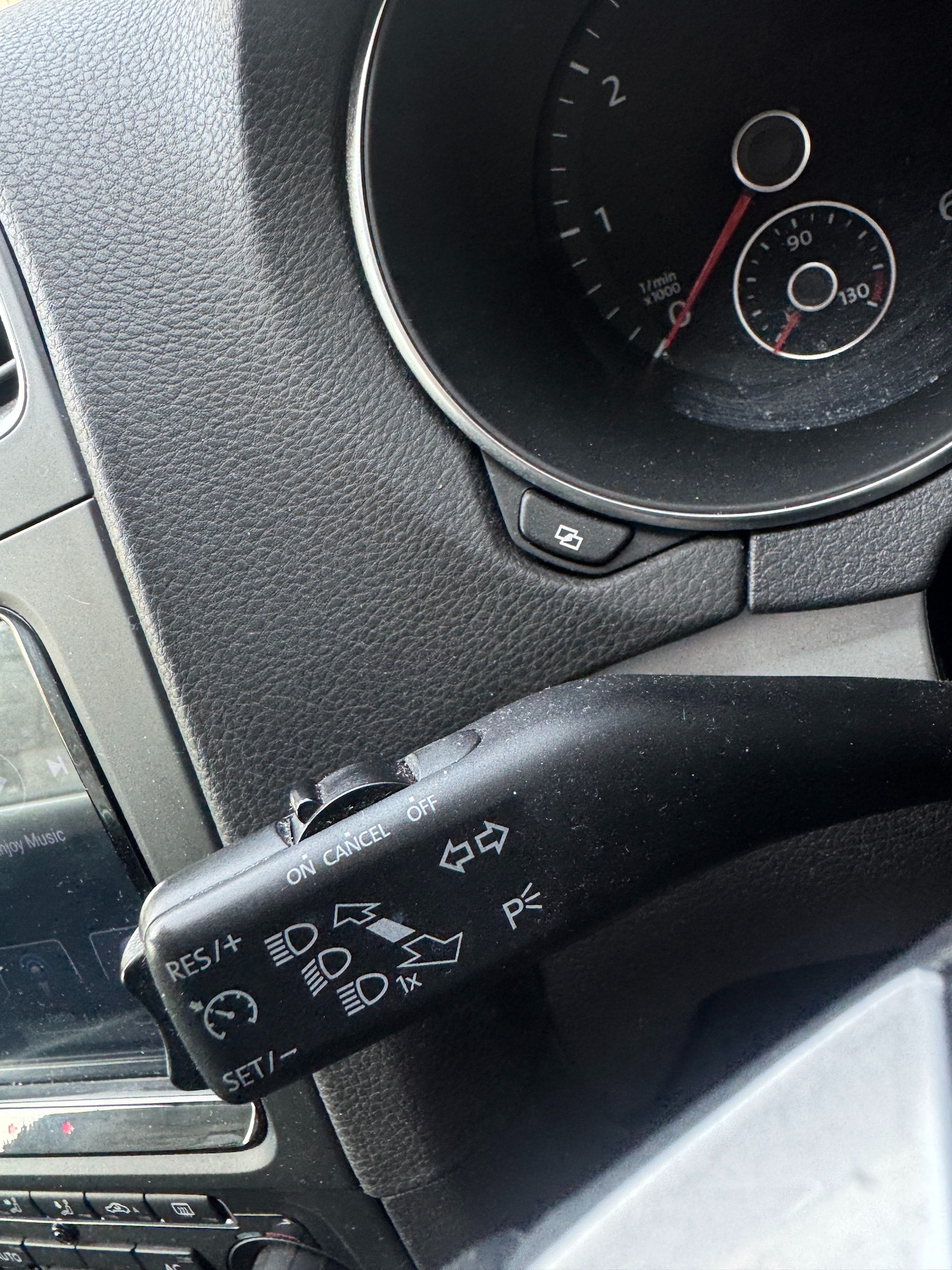 Used Volkswagen Golf 2012 for sale - 77984550: Photo 38