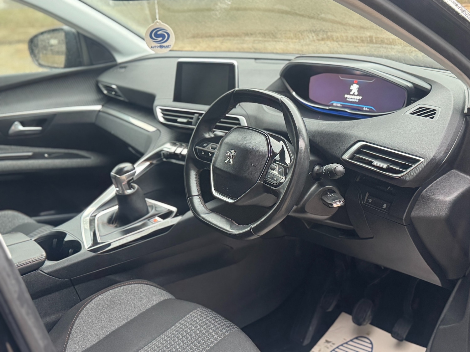 Used Peugeot 3008 2017 for sale - 76462351: Photo 14