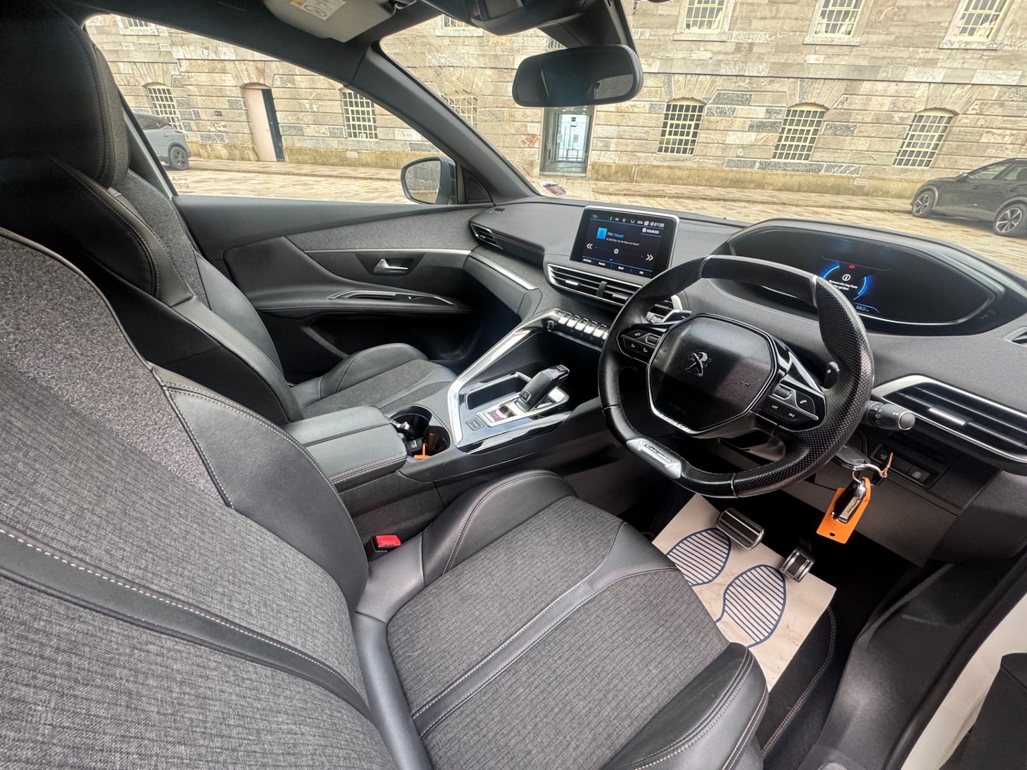 Used Peugeot 3008 2018 for sale - 76129097: Photo 10