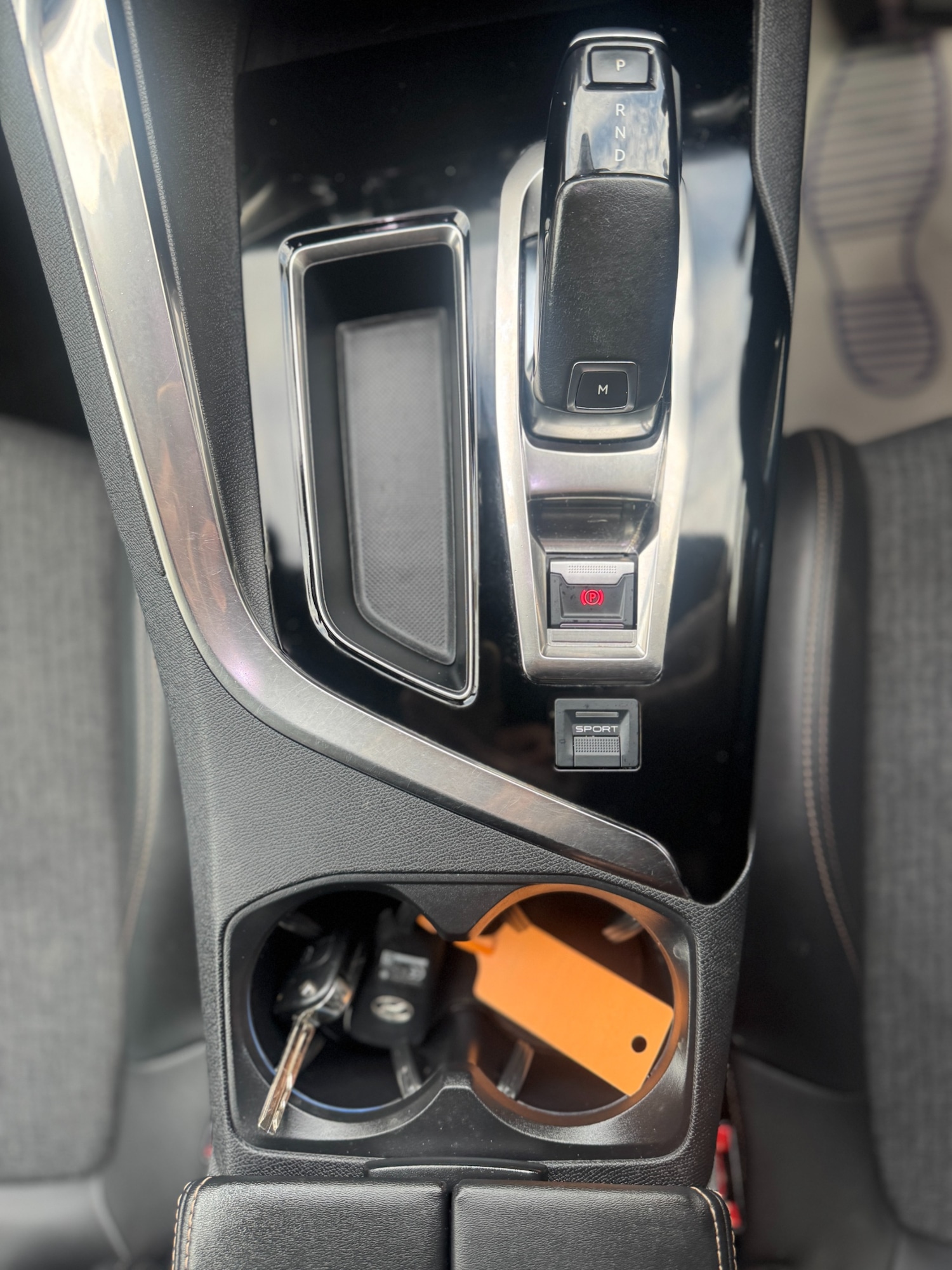 Used Peugeot 3008 2018 for sale - 76129097: Photo 25