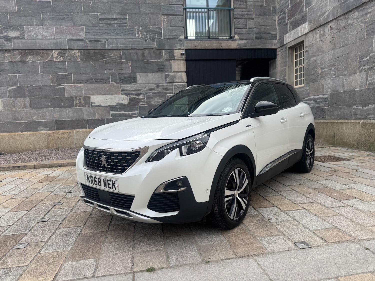Used Peugeot 3008 2018 for sale - 76129097: Photo 3