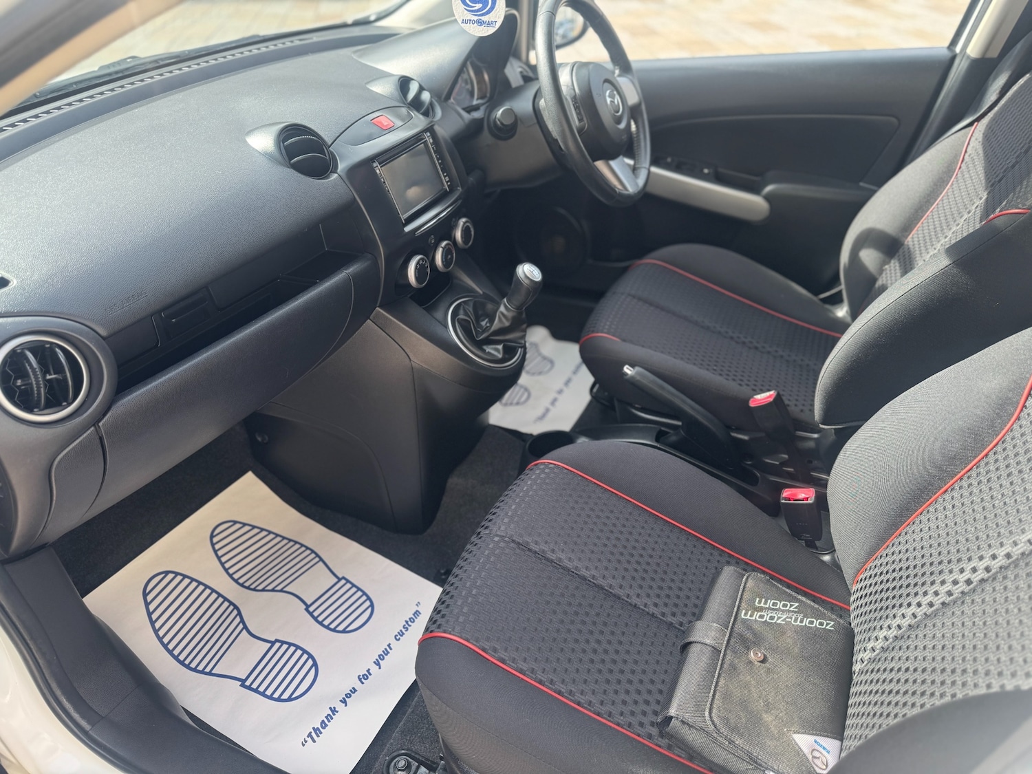 Used Mazda Mazda2 2012 for sale - 76130359: Photo 23