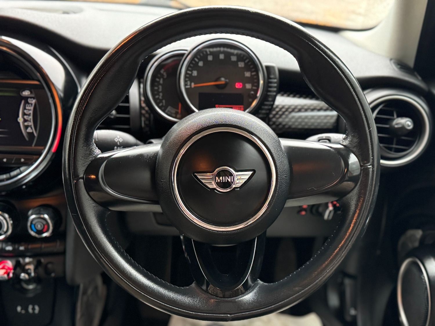 Used MINI Hatch 2015 for sale - 76464521: Photo 16