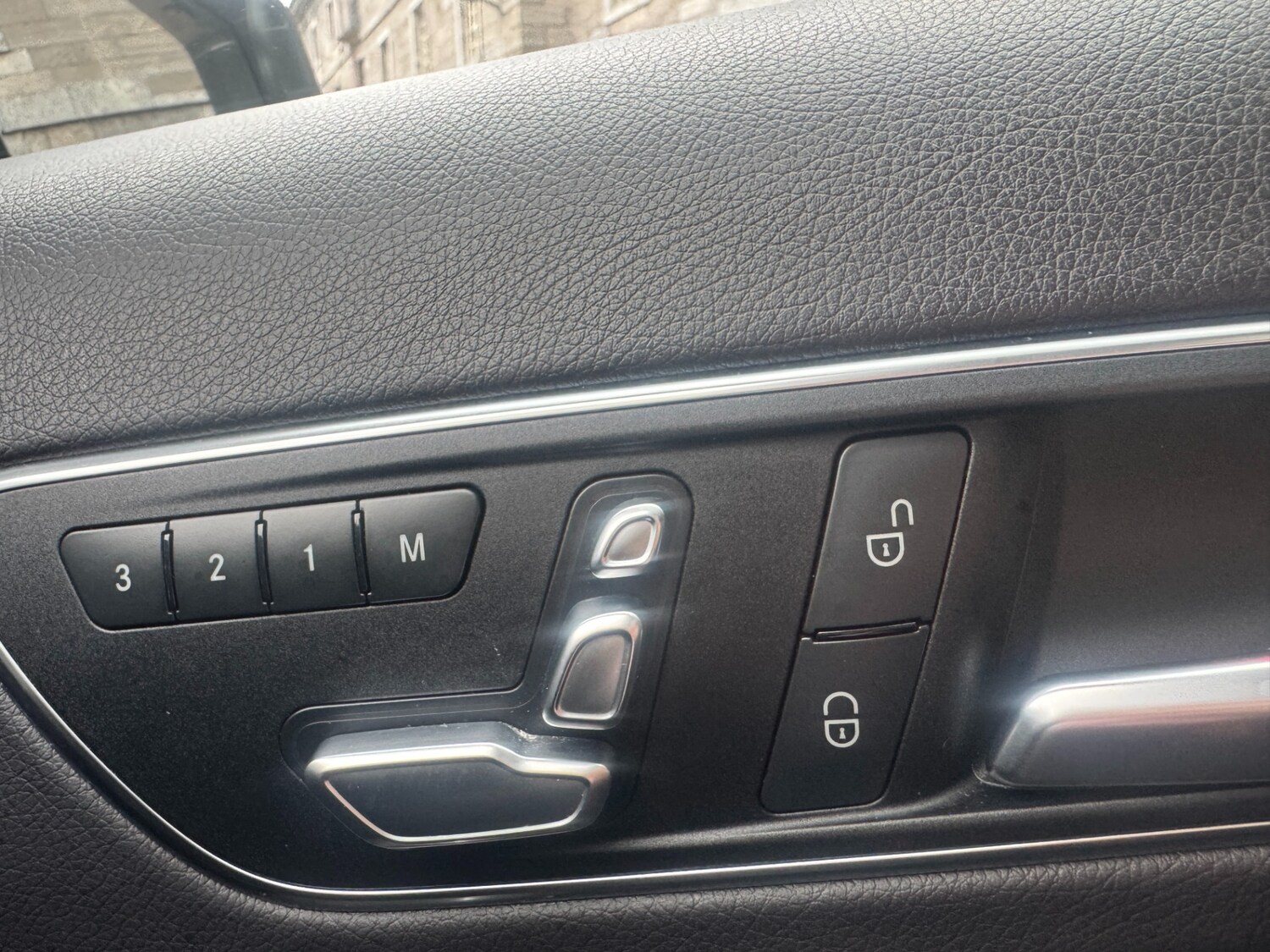 Used Mercedes-Benz A-Class 2017 for sale - 77363781: Photo 16