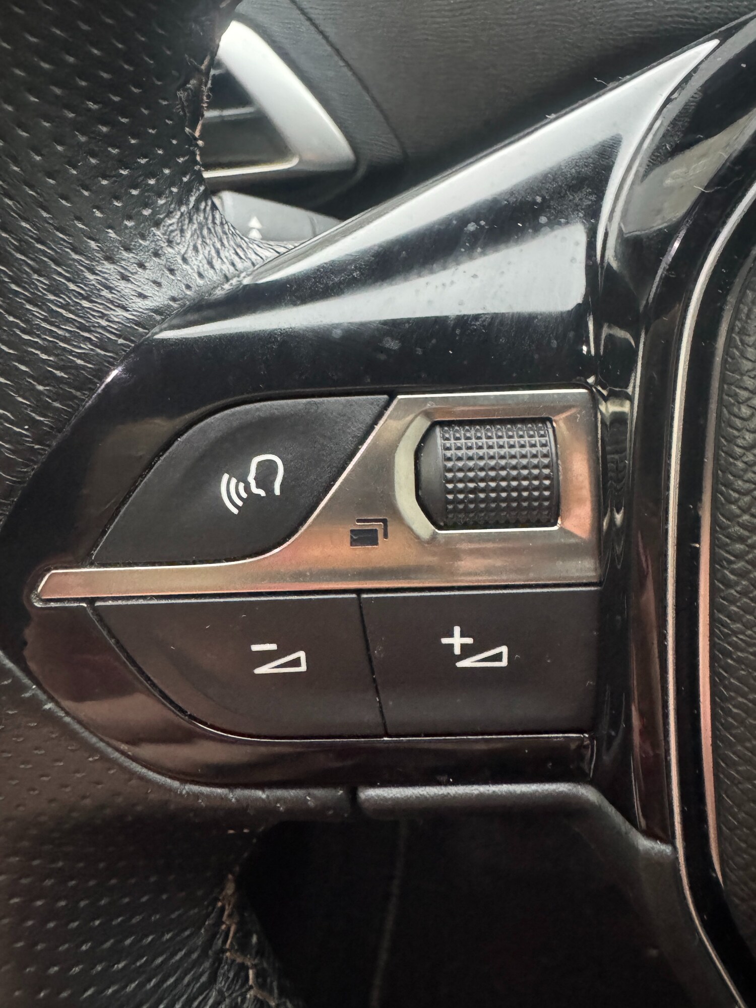 Used Peugeot 3008 2018 for sale - 76580455: Photo 21