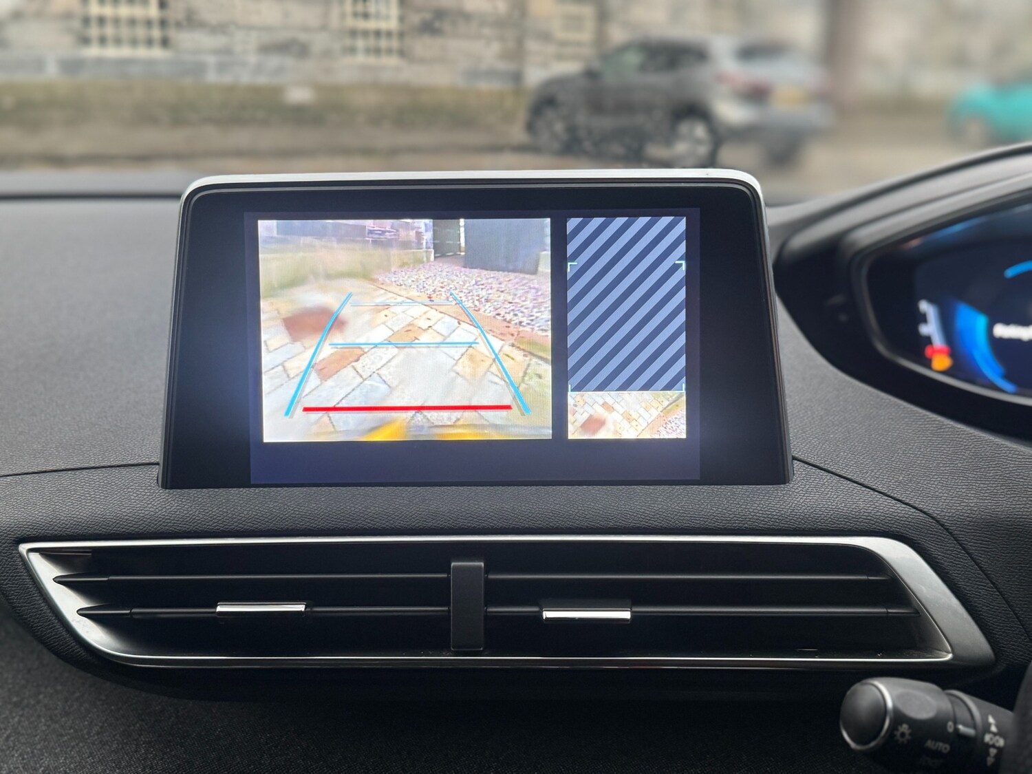 Used Peugeot 3008 2018 for sale - 76580455: Photo 28