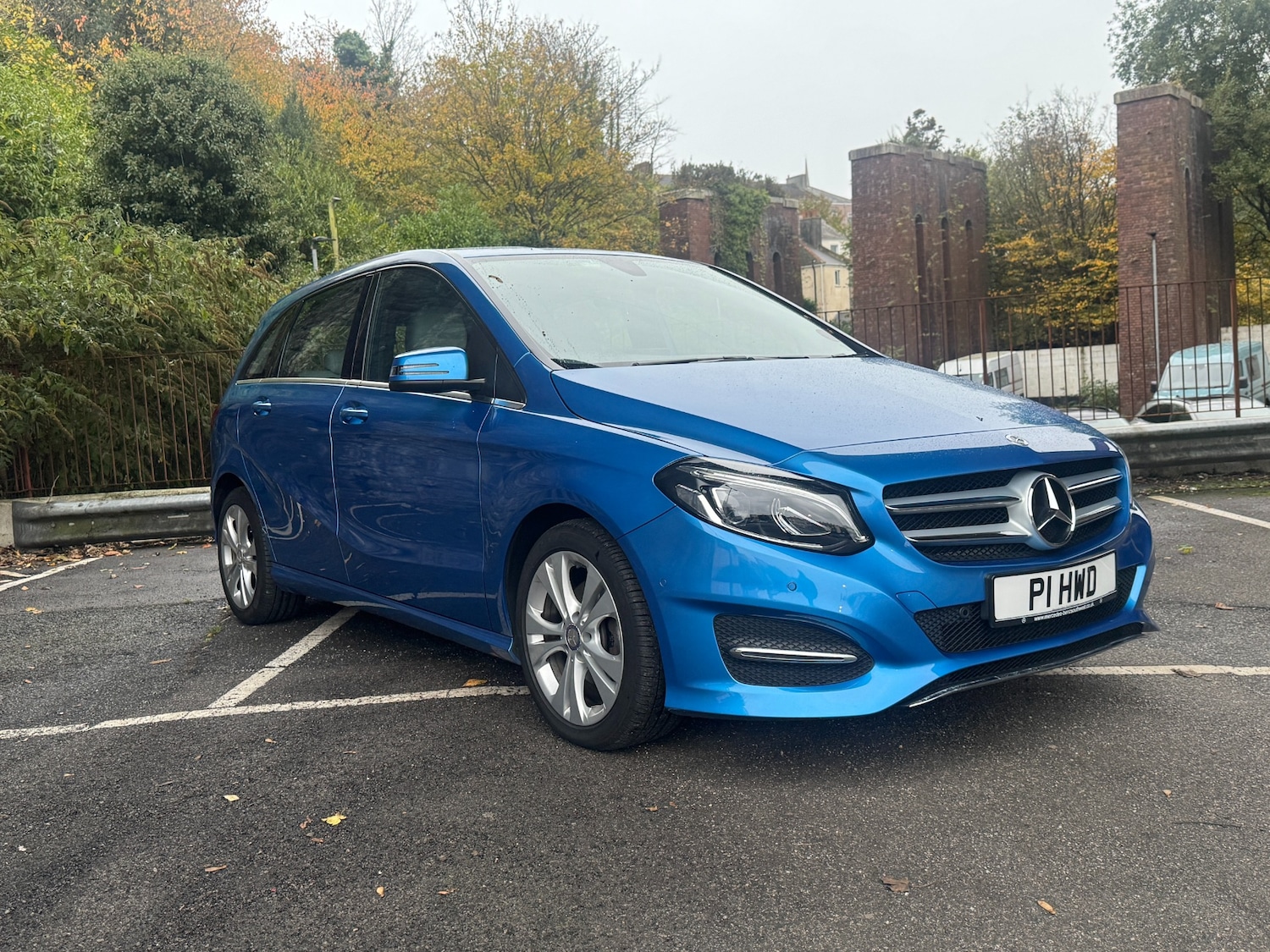 Used Mercedes-Benz B Class 2015 for sale - 76461920: Photo 1