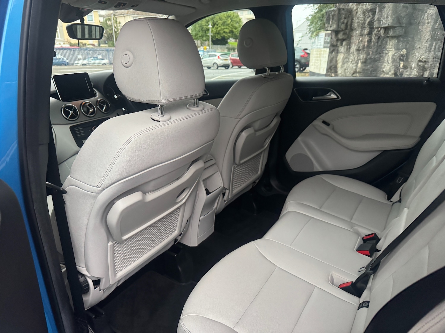 Used Mercedes-Benz B Class 2015 for sale - 76461920: Photo 12