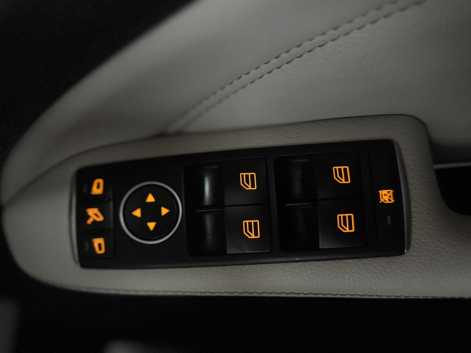 Used Mercedes-Benz B Class 2015 for sale - 76461920: Photo 21