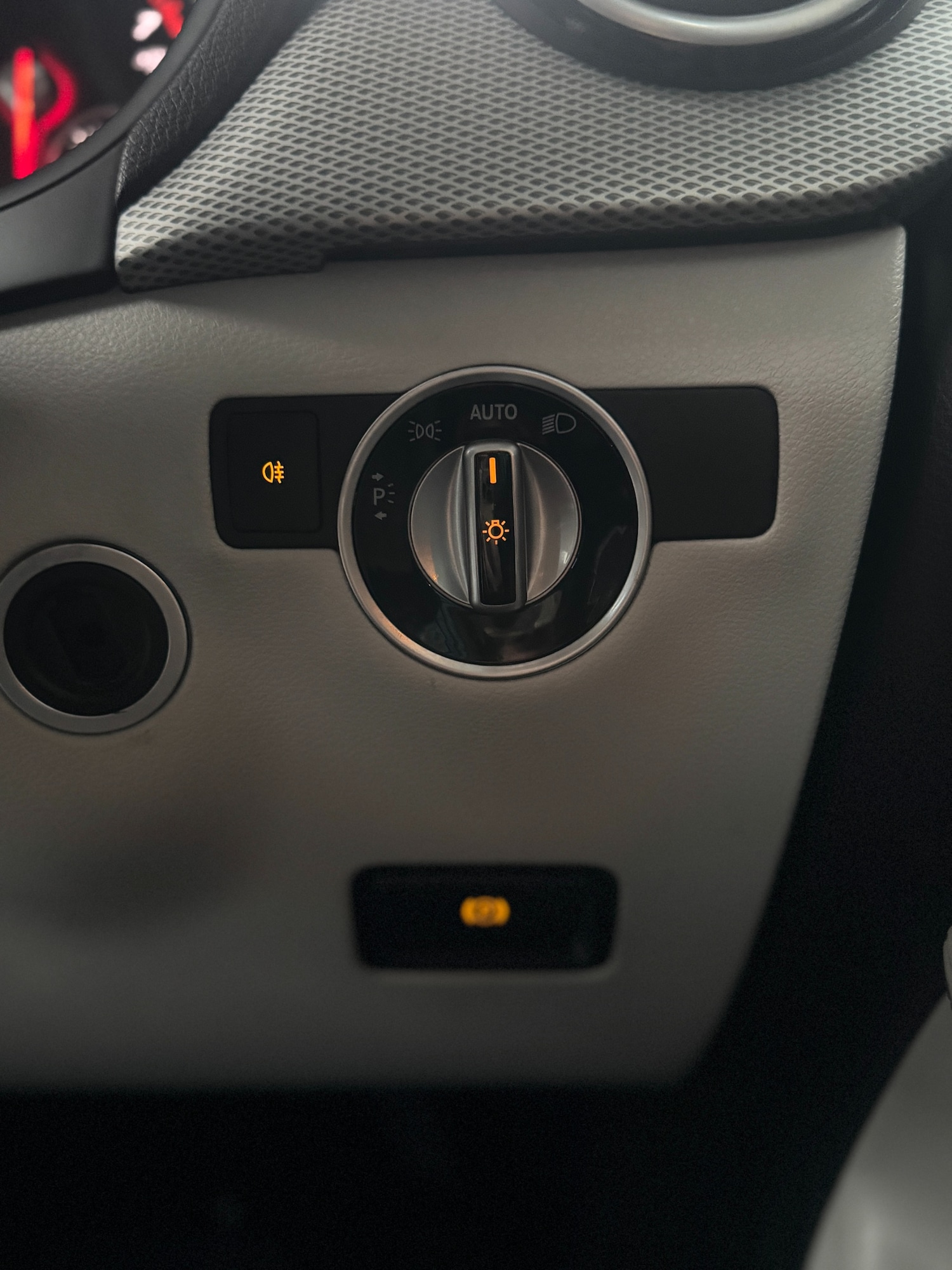 Used Mercedes-Benz B Class 2015 for sale - 76461920: Photo 22