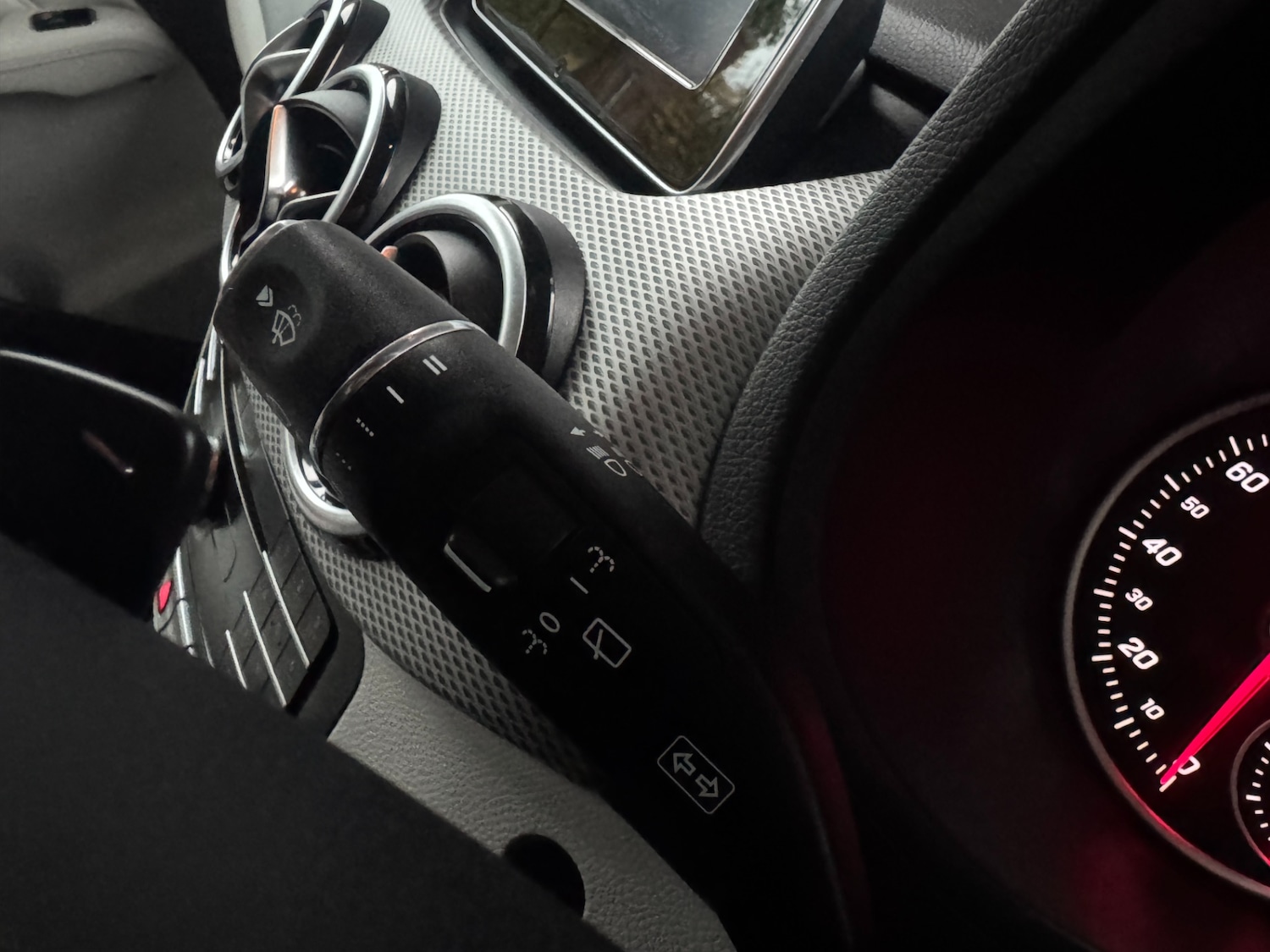 Used Mercedes-Benz B Class 2015 for sale - 76461920: Photo 25