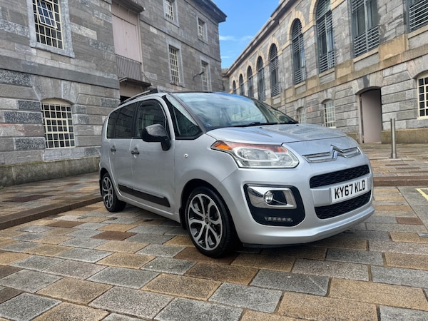 Used Citroen C3 Picasso 2017 for sale - 75471836: Photo 1