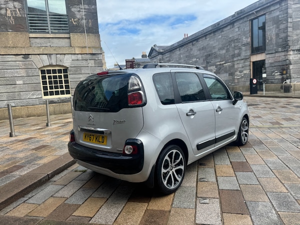 Used Citroen C3 Picasso 2017 for sale - 75471836: Photo 8