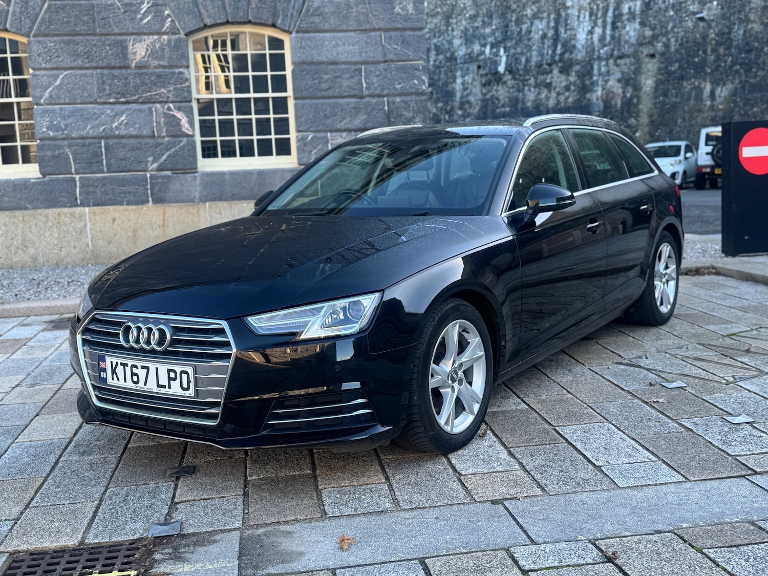 Used Audi A4 2018 for sale - 76719754: Photo 3