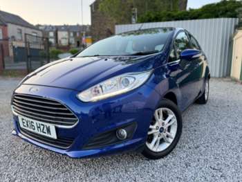 2016 (16) - 1.25 82 Zetec 5dr