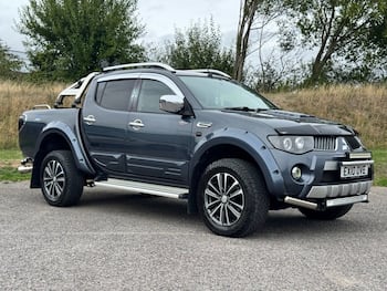 Used Mitsubishi L200 2010 for sale - 79883687: Photo