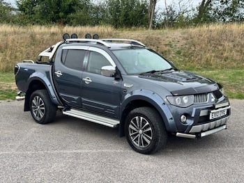 Used Mitsubishi L200 2010 for sale - 79883687: Photo