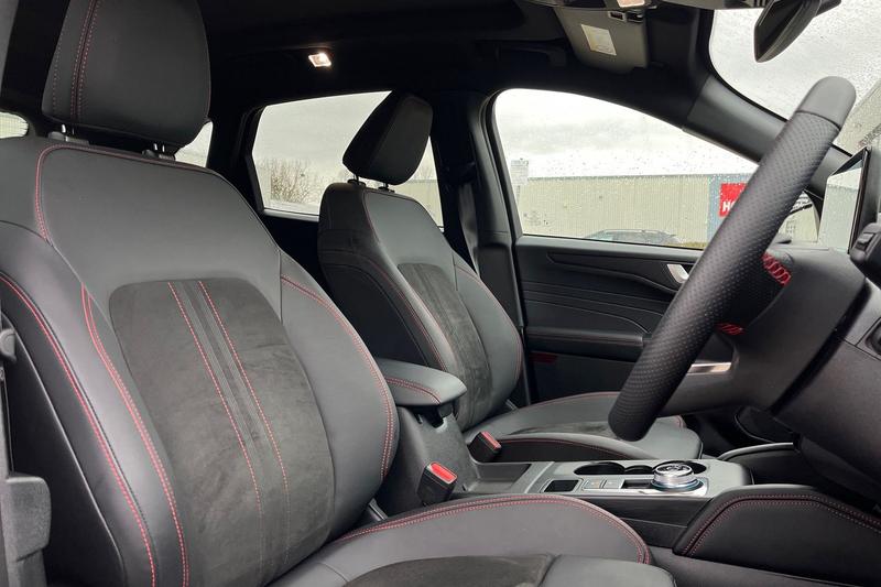 Used Ford Kuga 2025 for sale - 76866934: Photo 17