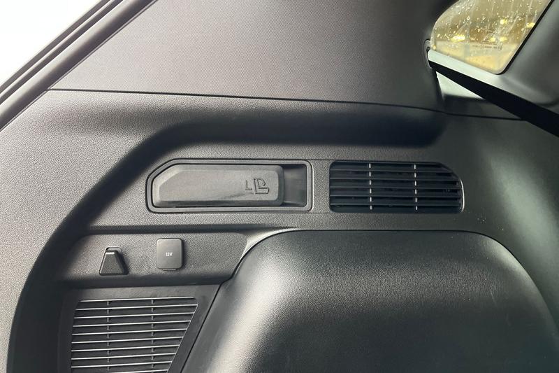 Used Ford Kuga 2025 for sale - 76866934: Photo 24