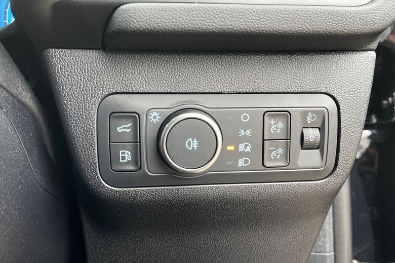 Used Ford Kuga 2025 for sale - 76866934: Photo 30