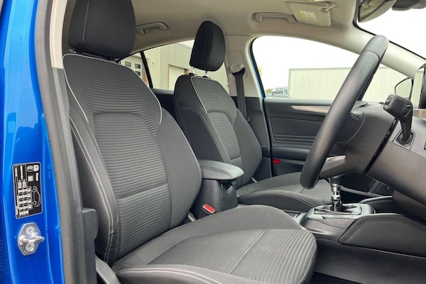 Used Ford Focus 2020 for sale - 76234829: Photo 17