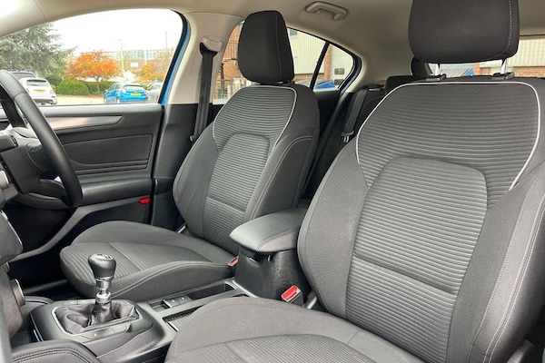 Used Ford Focus 2020 for sale - 76234829: Photo 19
