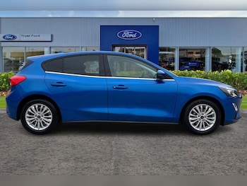 Used Ford Focus 2020 for sale - 76234829: Photo 3