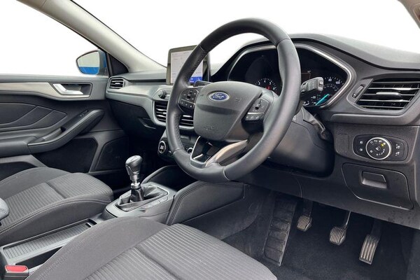 Used Ford Focus 2020 for sale - 76234829: Photo 9