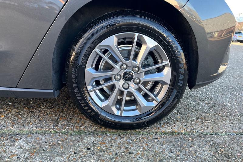 Used Ford Focus 2022 for sale - 77785471: Photo 8