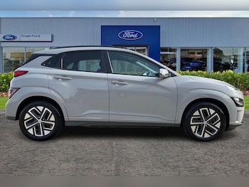Used Hyundai KONA 2023 for sale - 78206250: Photo
