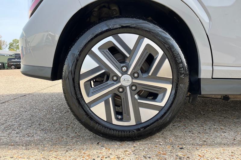 Used Hyundai KONA 2023 for sale - 78206250: Photo 8