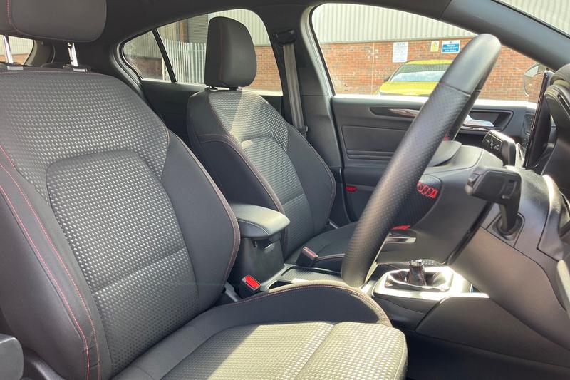 Used Ford Focus 2023 for sale - 77819711: Photo 17