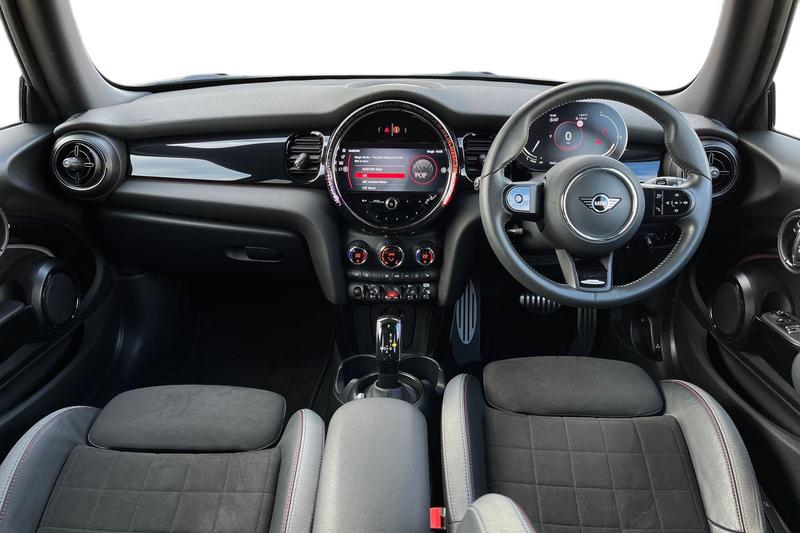 Used MINI Hatch 2023 for sale - 77235863: Photo 10