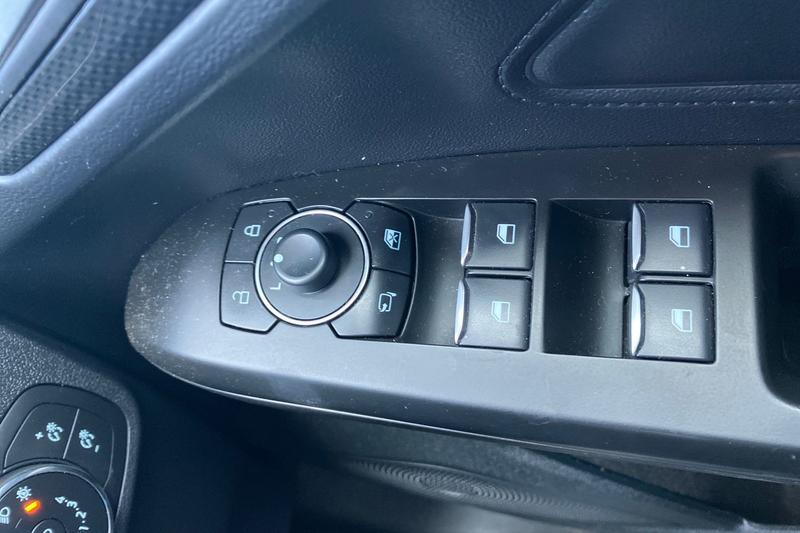 Used Ford Focus 2023 for sale - 78073760: Photo 16