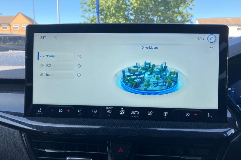 Used Ford Focus 2023 for sale - 78073760: Photo 30