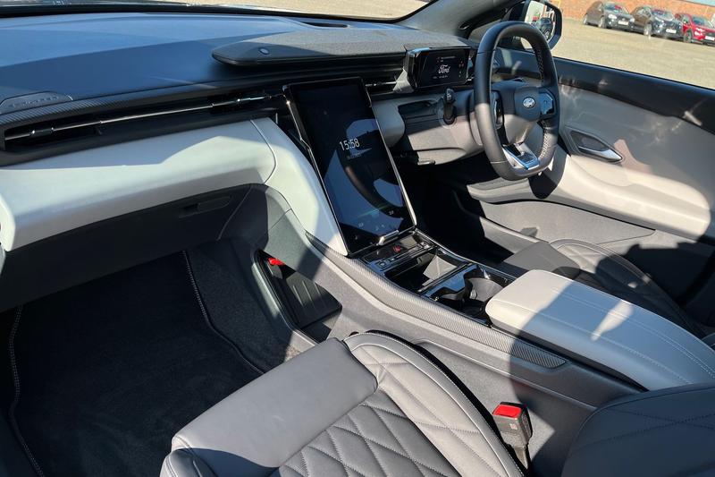 Used Ford Explorer 2024 for sale - 76405246: Photo 18