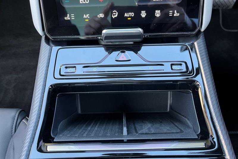 Used Ford Explorer 2024 for sale - 76405246: Photo 34