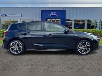 Used Ford Focus 2023 for sale - 78849787: Photo