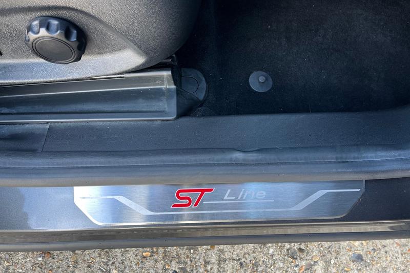 Used Ford Puma 2020 for sale - 78067591: Photo 29