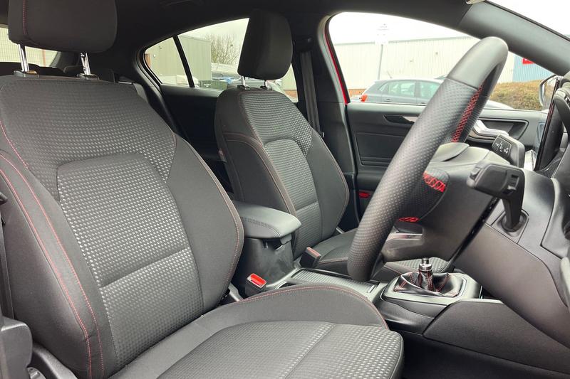 Used Ford Focus 2023 for sale - 77505736: Photo 17