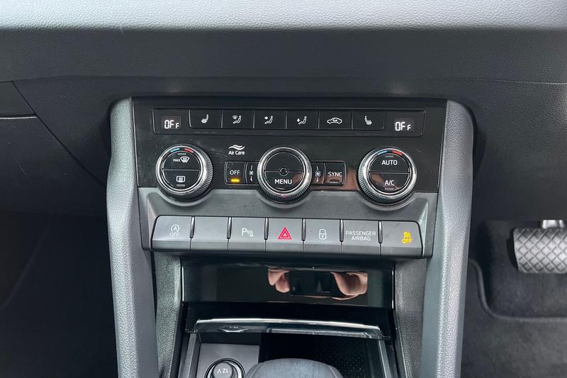 Used Skoda Karoq 2023 for sale - 76500633: Photo 33