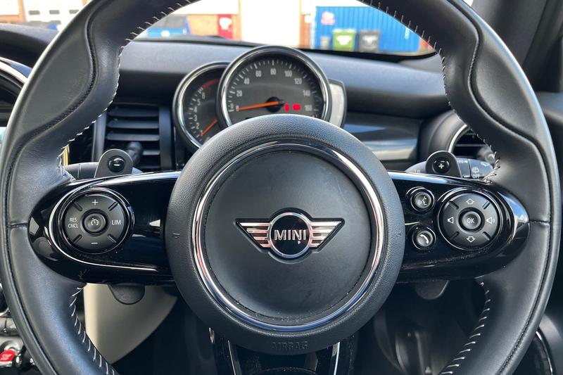 Used MINI Hatch 2020 for sale - 77653683: Photo 12