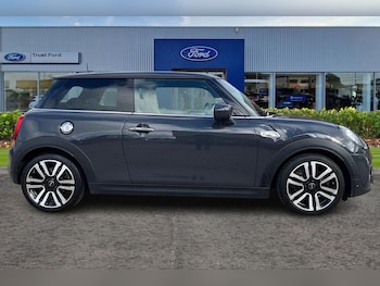 Used MINI Hatch 2020 for sale - 77653683: Photo